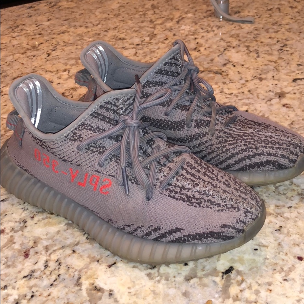 Yeezys Boost 350 v2 beluga
